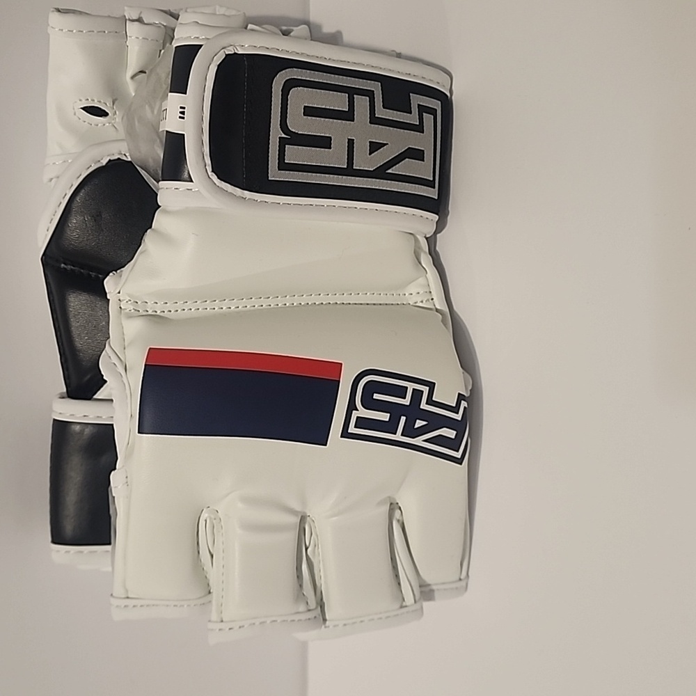 F45 MMA Boxing Gloves M New – Pro Training & Sparring Gear